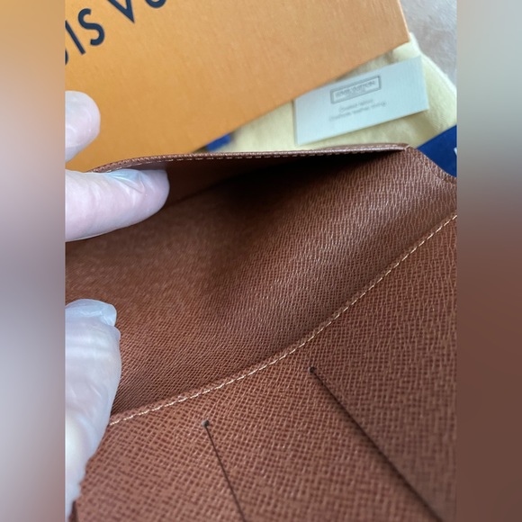 PRISTINE Vintage Authentic Louis Vuitton Monogram Canvas Bifold! - Picture 7 of 14